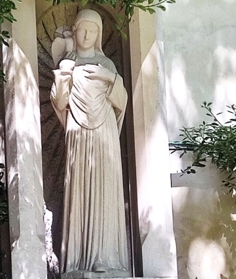 Vierge fidèle min